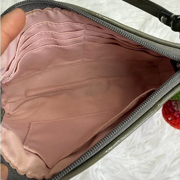 COACH y2k Patent Leather Canvas Gray Signature Canvas Wristlet Mini Purse - Picture 9 of 11